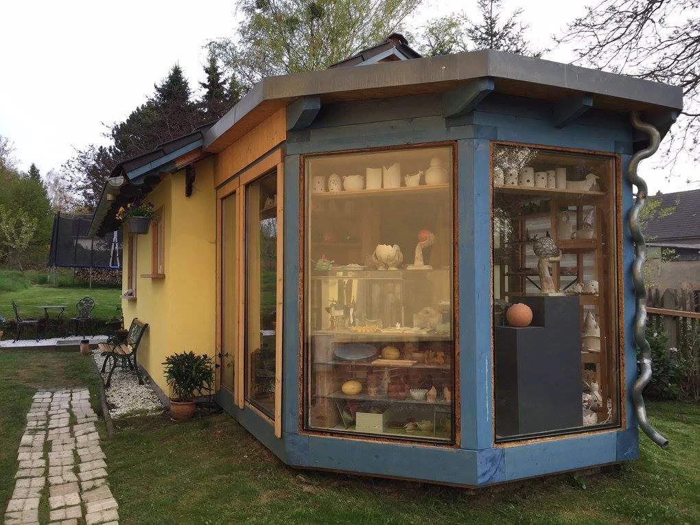 Keramikhütte Außenansicht